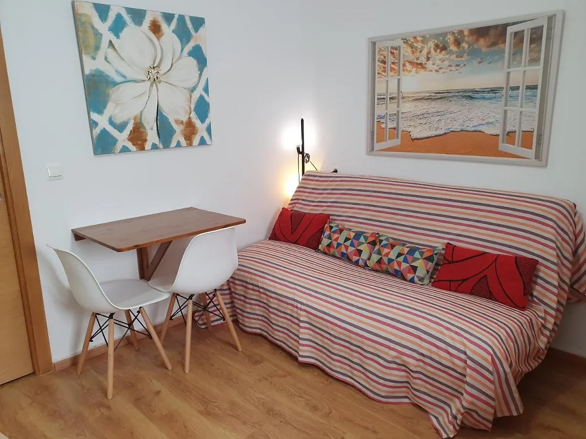 Rico Apartaments Parador Nerja 0*,
